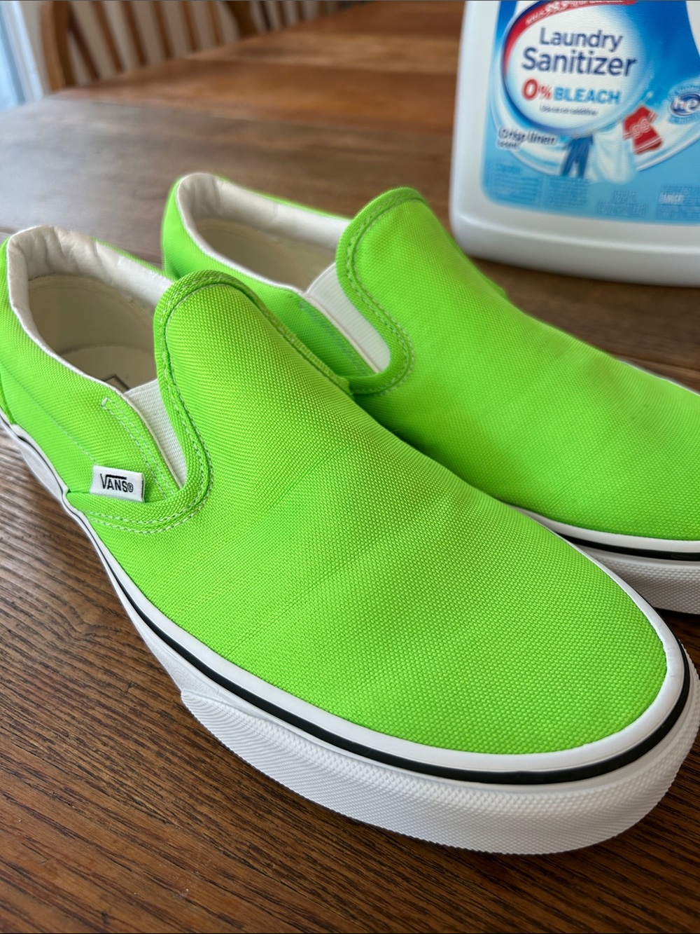 Vans Classic Slip-On Sneakers Surfs 🏄🏻♀️ up! Skateboard 🛹 🌴